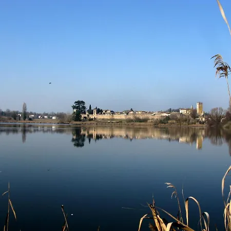 Al Torcol Agriturismo منزل ريفي *