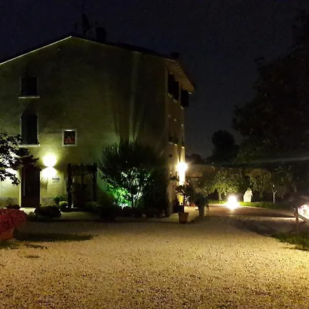 منزل ريفي Al Torcol Agriturismo مونزامبانو