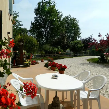 منزل ريفي Al Torcol Agriturismo *